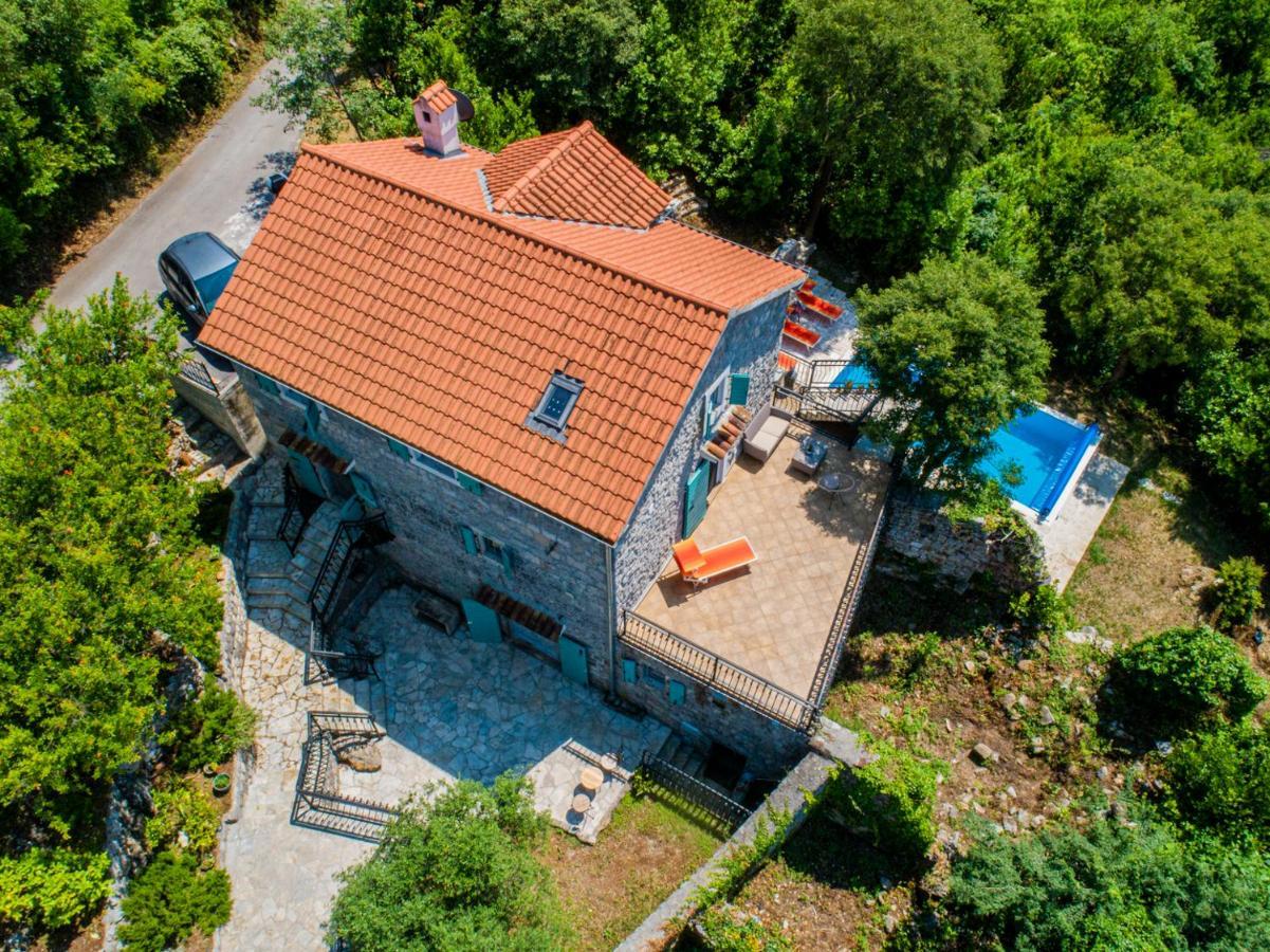 Villa Toscana With A Pool Tivat Exterior photo
