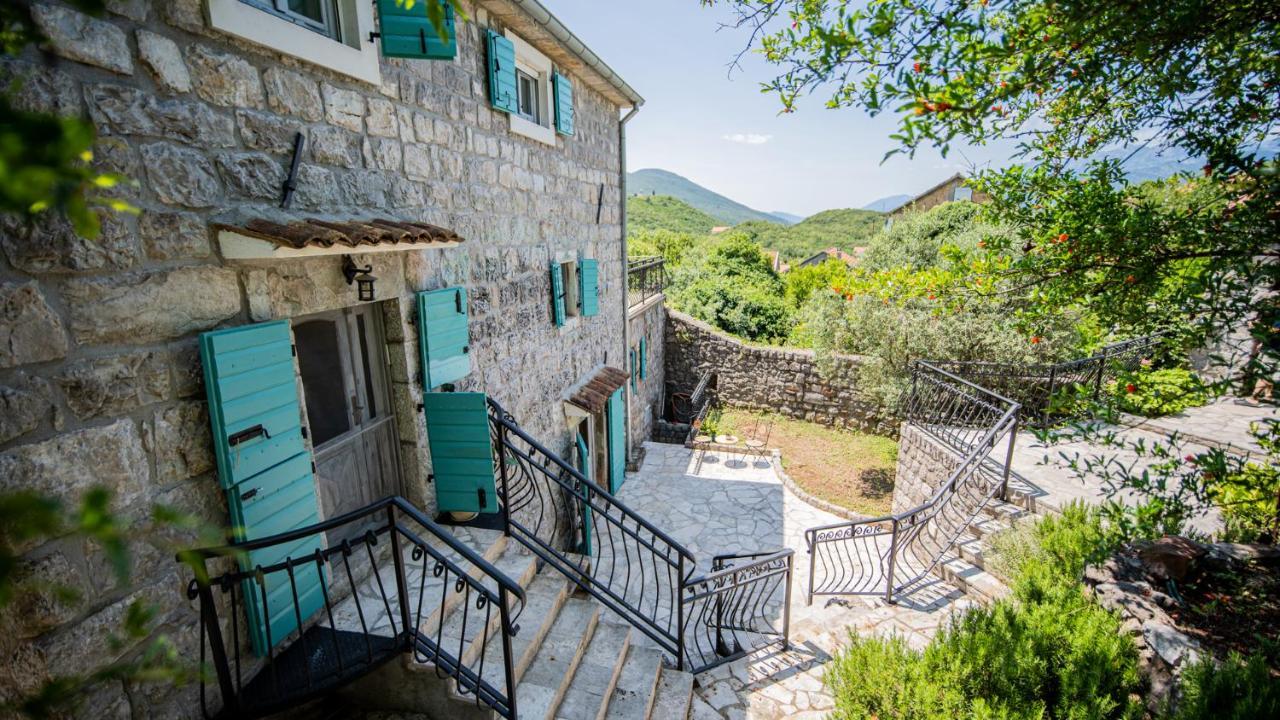 Villa Toscana With A Pool Tivat Exterior photo
