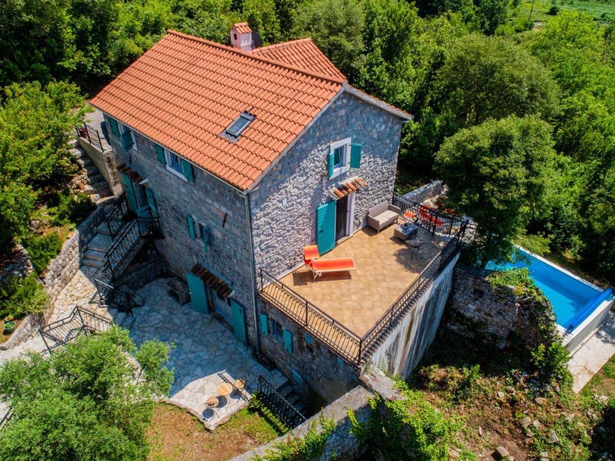 Villa Toscana With A Pool Tivat Exterior photo