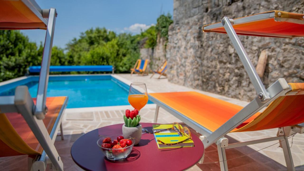Villa Toscana With A Pool Tivat Exterior photo